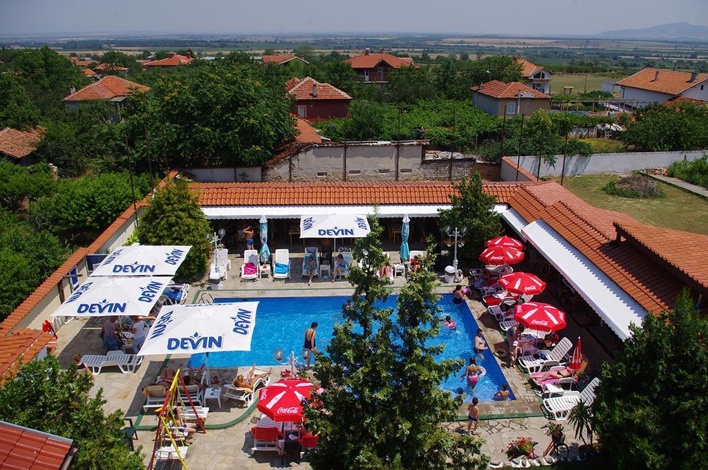 Complex Diana Hotel Cherven  Exterior foto